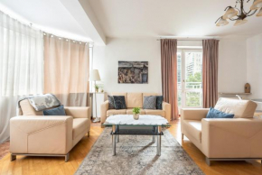 Wola Norblin Spacious Apartment